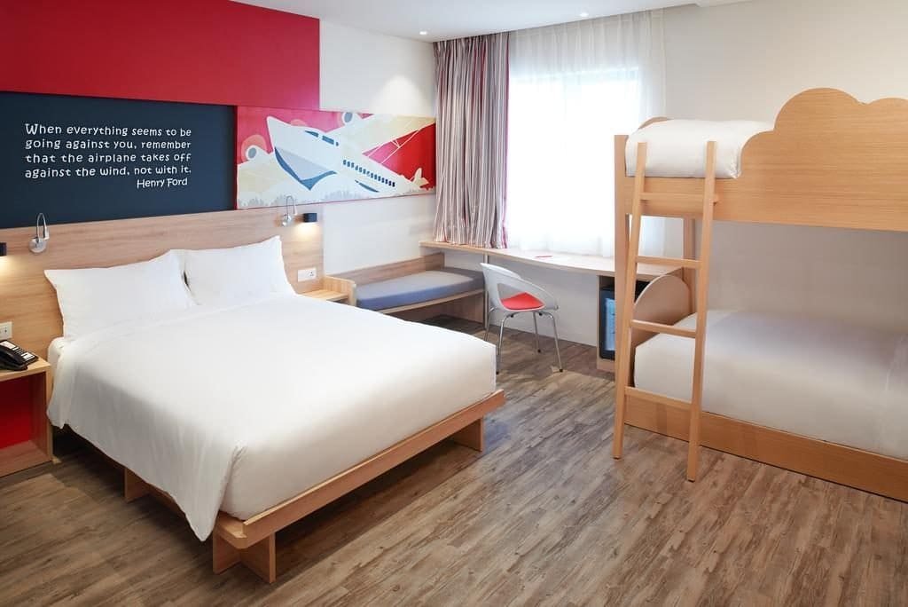 Ibis Sân Bay Sài Gòn