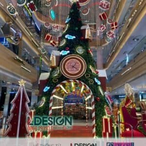 Thi công Cây thông Noel đẹp tại Hồ Chí Minh