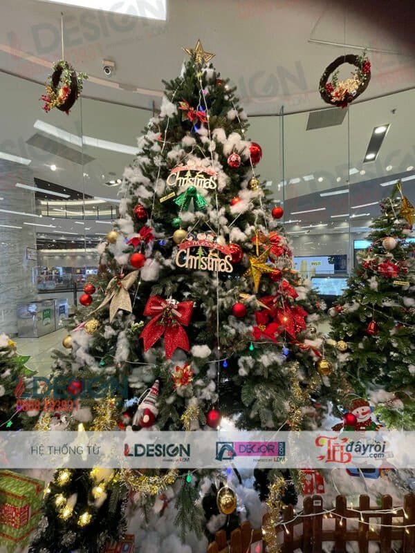 Thi công Cây thông Noel đẹp tại Bình Dương