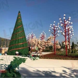 Thi công Cây thông Noel khổ lớn tại TP. HCM