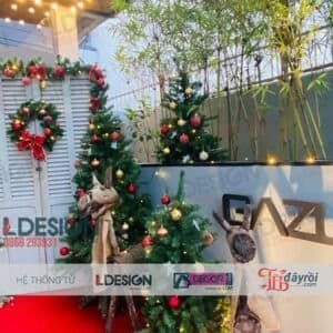 Thi công Cây thông Noel Cây thông Noel 5m, 6m, 7m tại TP. HCM