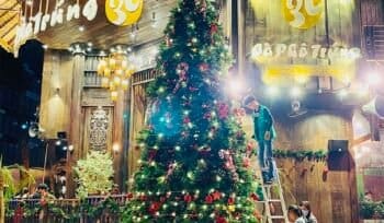 trang-tri-noel-quan-cafe3