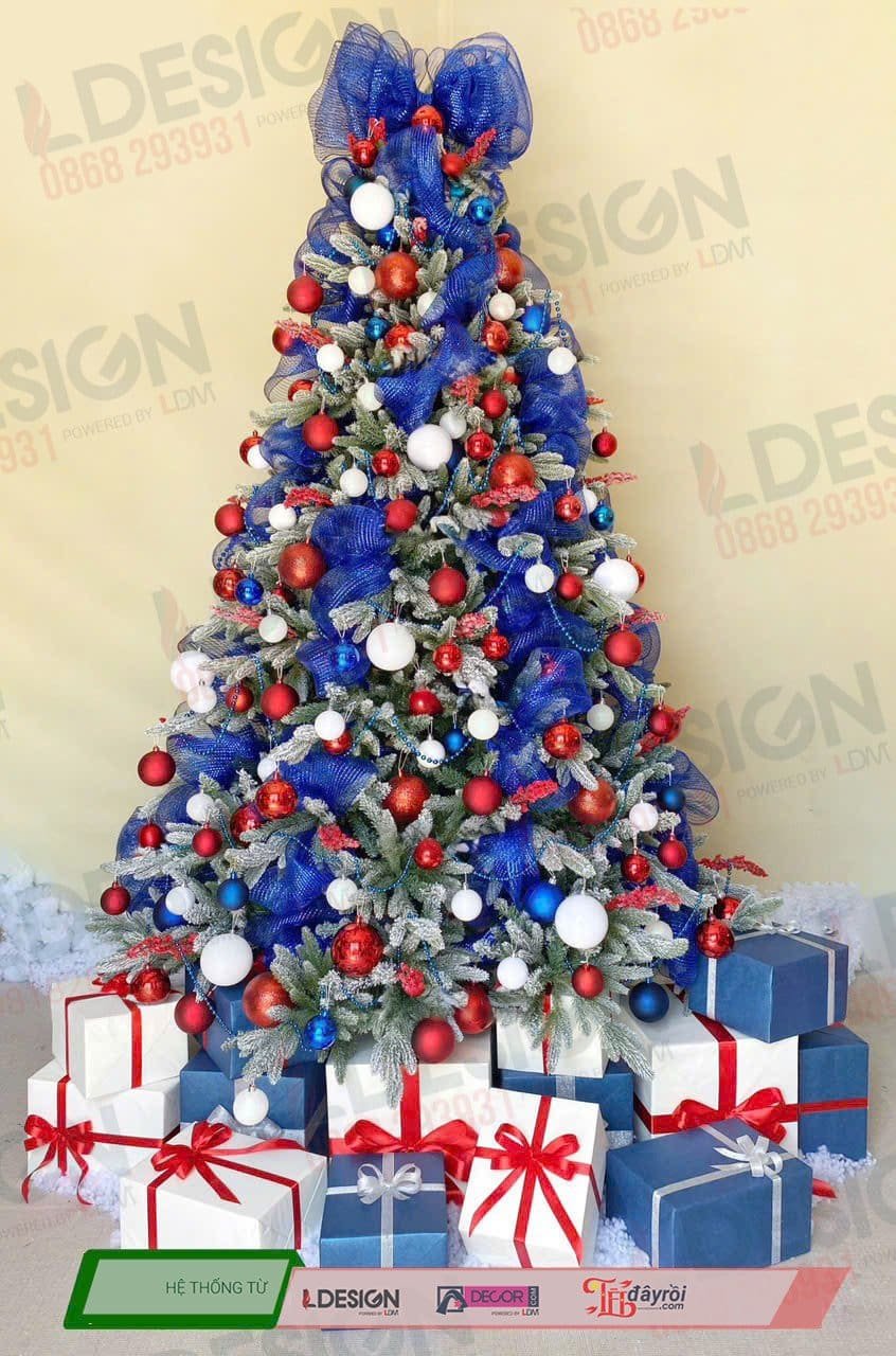 Dịch Vụ Cho Thuê Cây Thông Noel Khổng Lồ Trọn Gói 2025