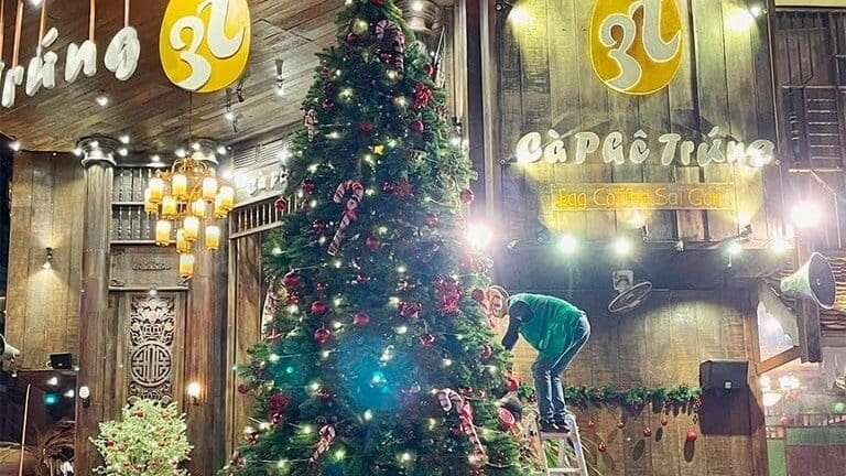 trang-tri-noel-quan-cafe4